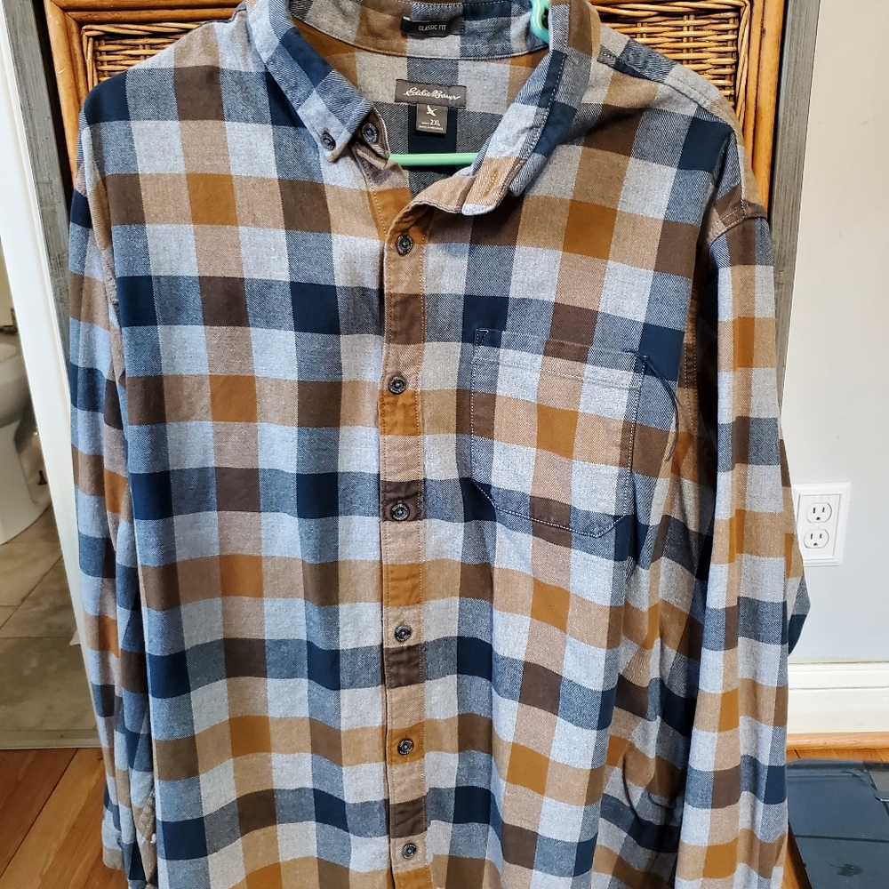 🕵️2/$18💰Eddie Bauer flannel XXL